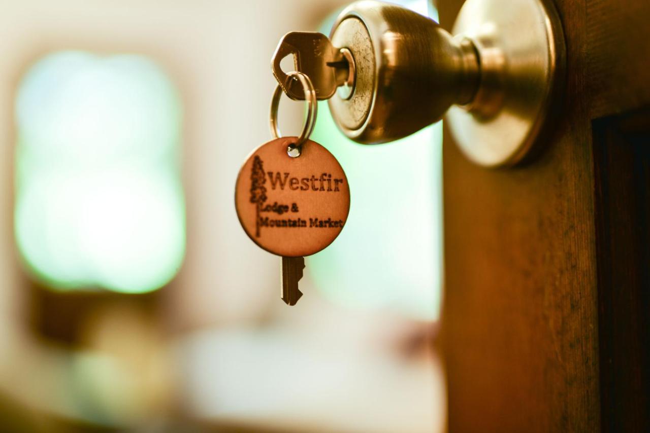 Westfir Lodge & Mountain Market Oakridge Экстерьер фото